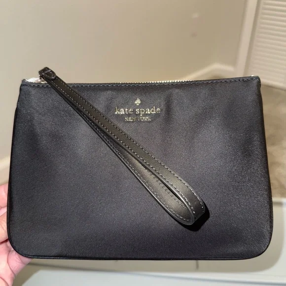 Kate Spade Chelsea Medium Backpack and Wristlet Pouch Bundle
